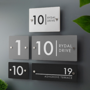 House Number with Vinyl Detail